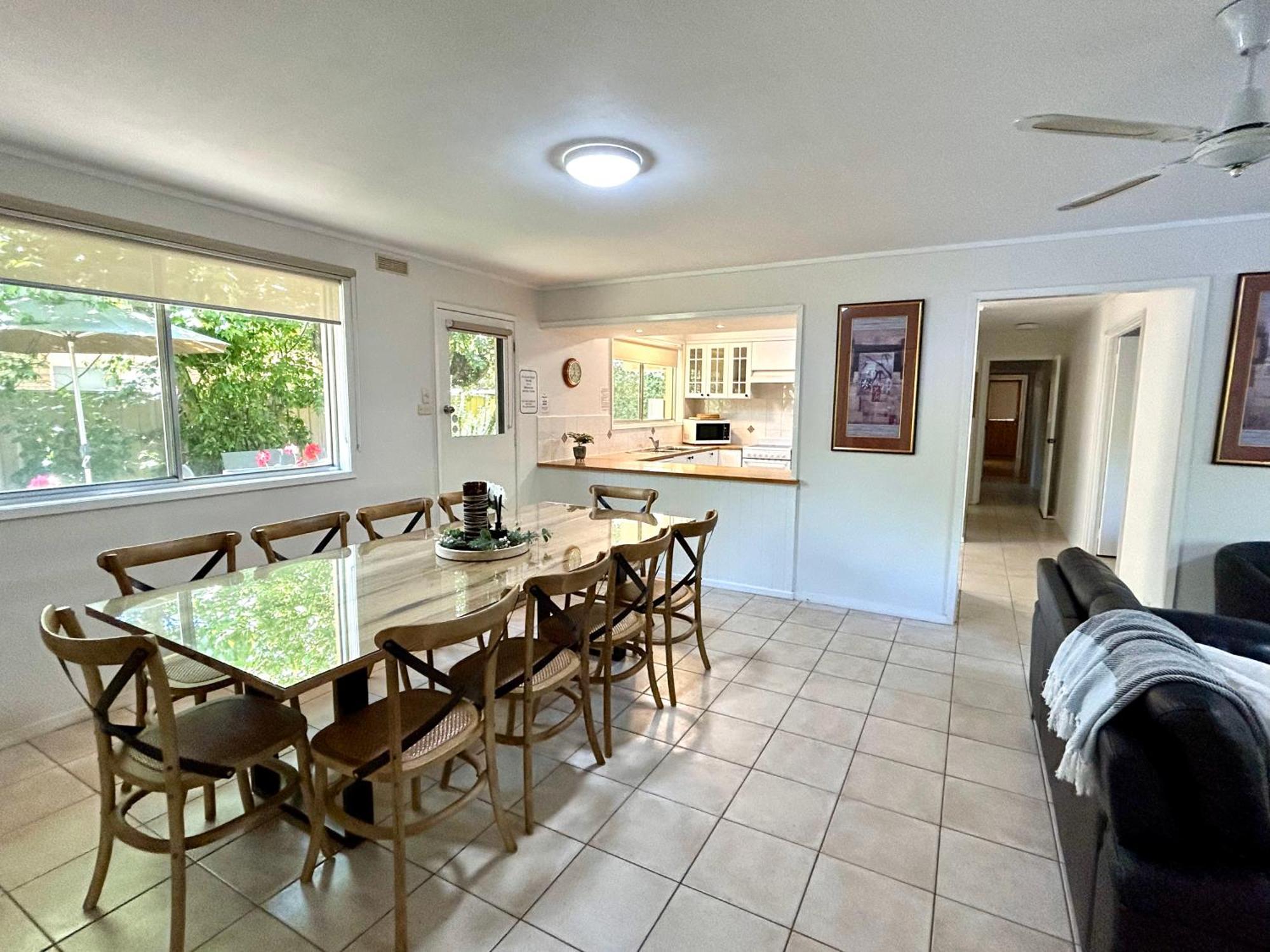 Adina Lodge Holiday Apartments Bright Room photo