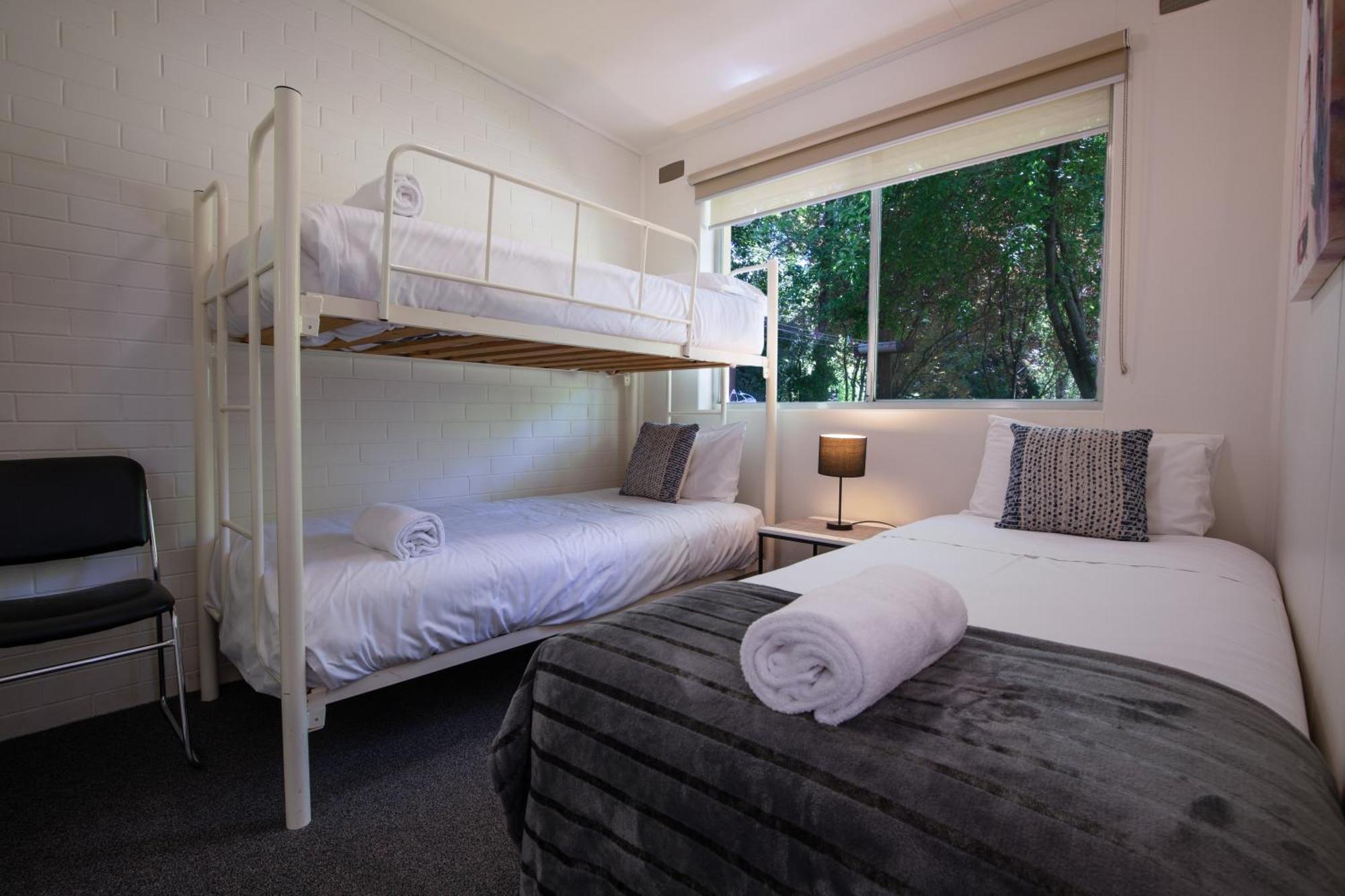 Adina Lodge Holiday Apartments Bright Room photo