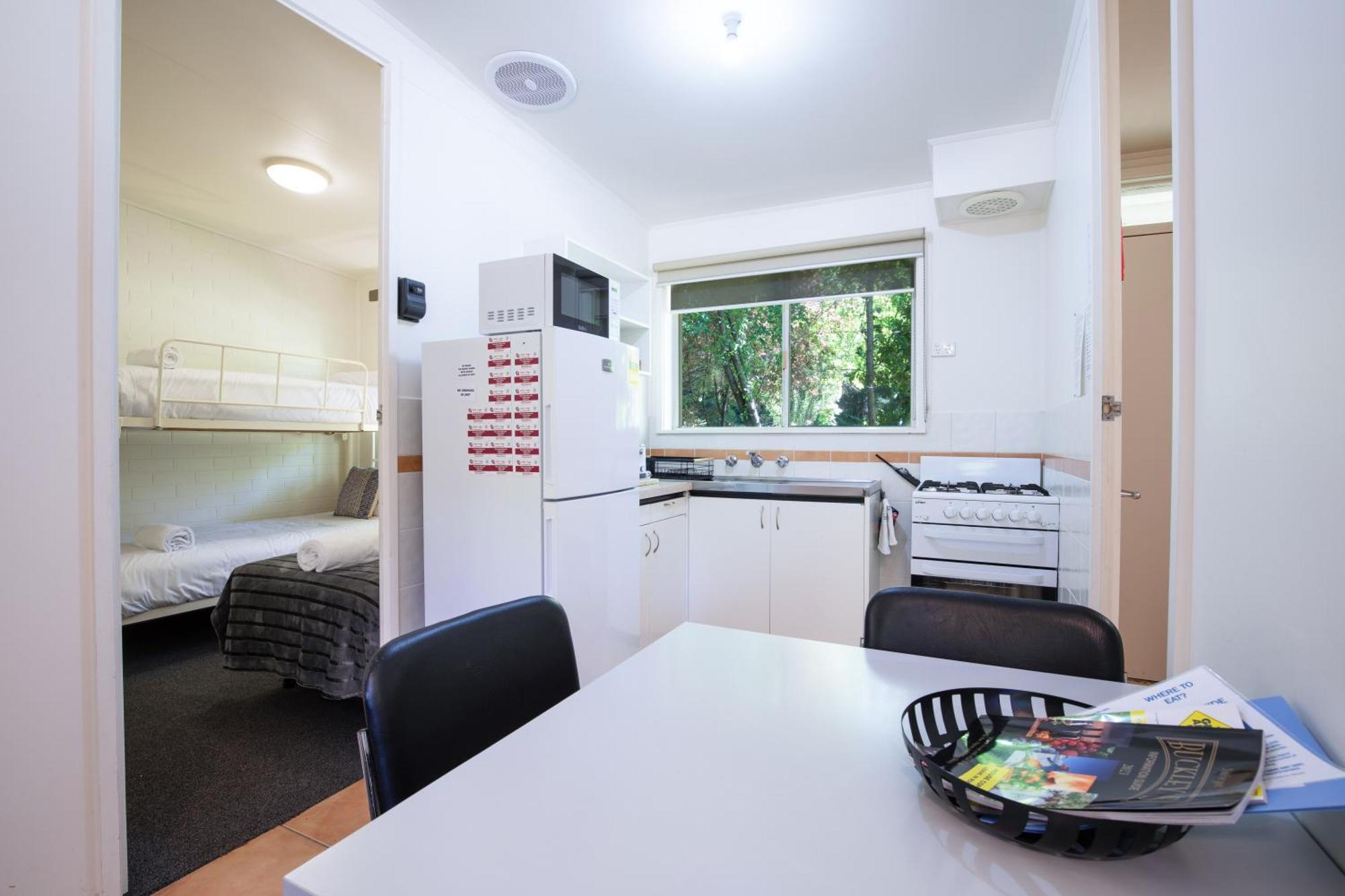 Adina Lodge Holiday Apartments Bright Room photo